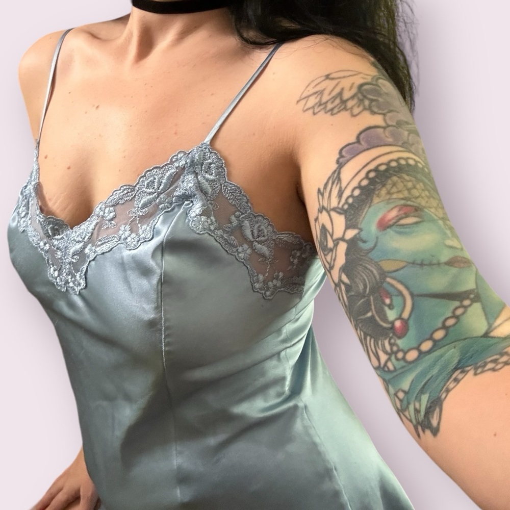 VTG VS Nightie